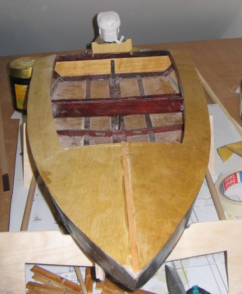 Datei:Taubler Deck aufgeleimt.jpg